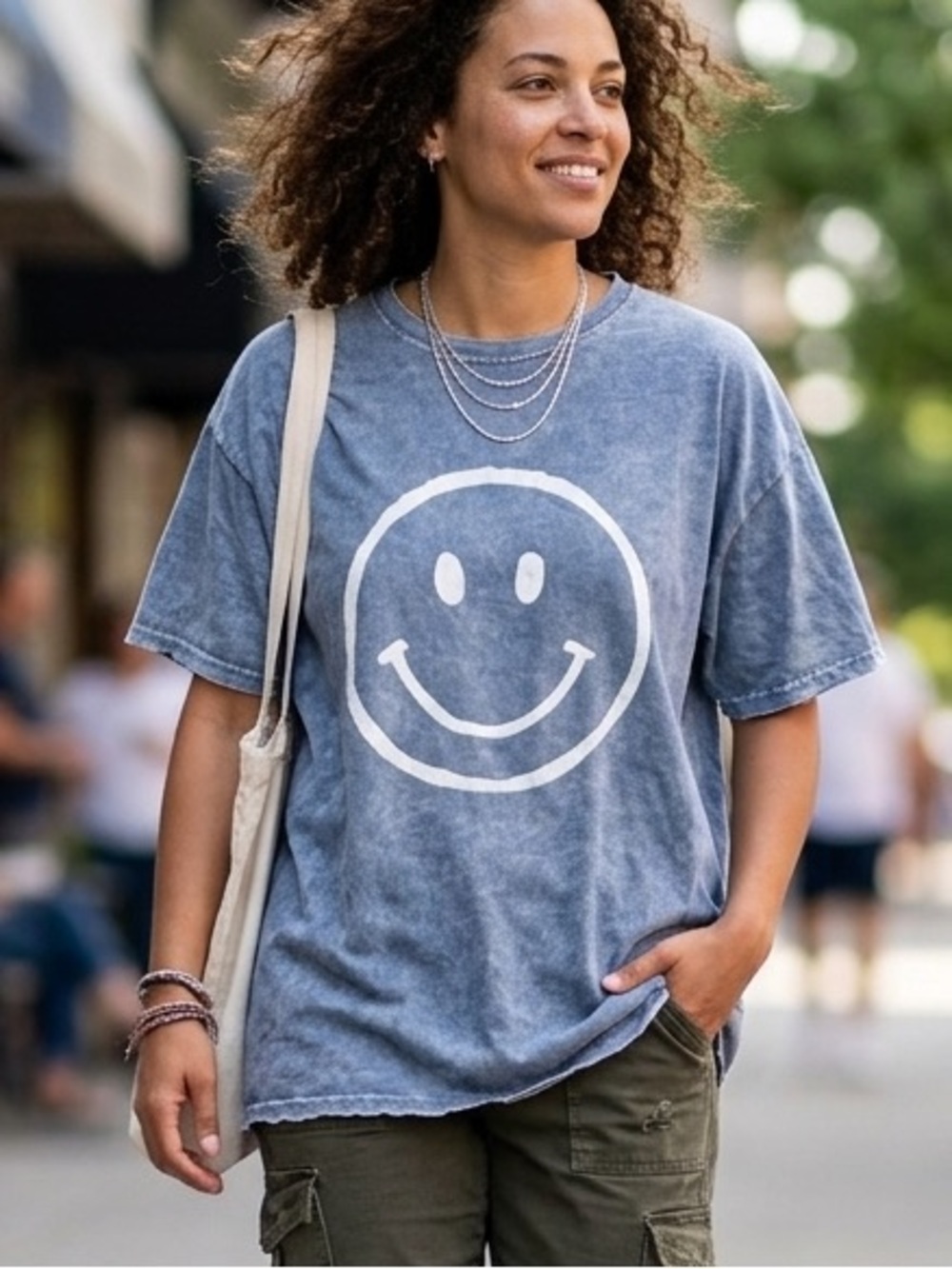 Altar’d State Oversized Smiley Face Graphic T-Shirt Blue Gray L/XL Vintage Wash